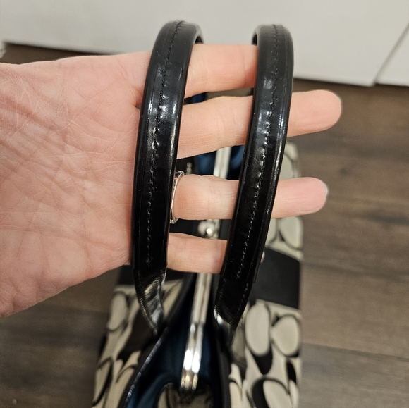 Coach Signature Kiss Lock Center Blue Interior Lined Satchel - Picture 5 of 16